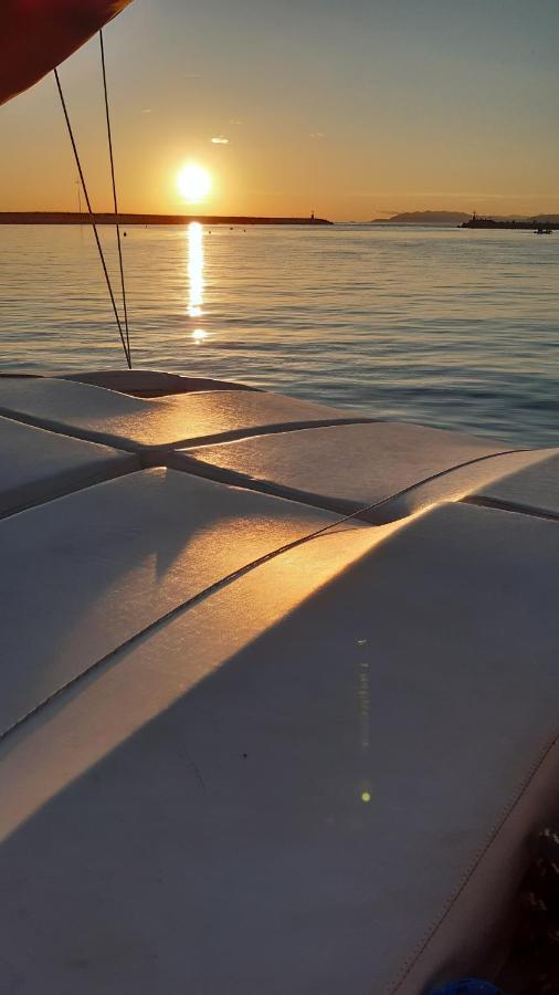 Bed & Boat Brezza Del Mare Hotel Виареджо Екстериор снимка