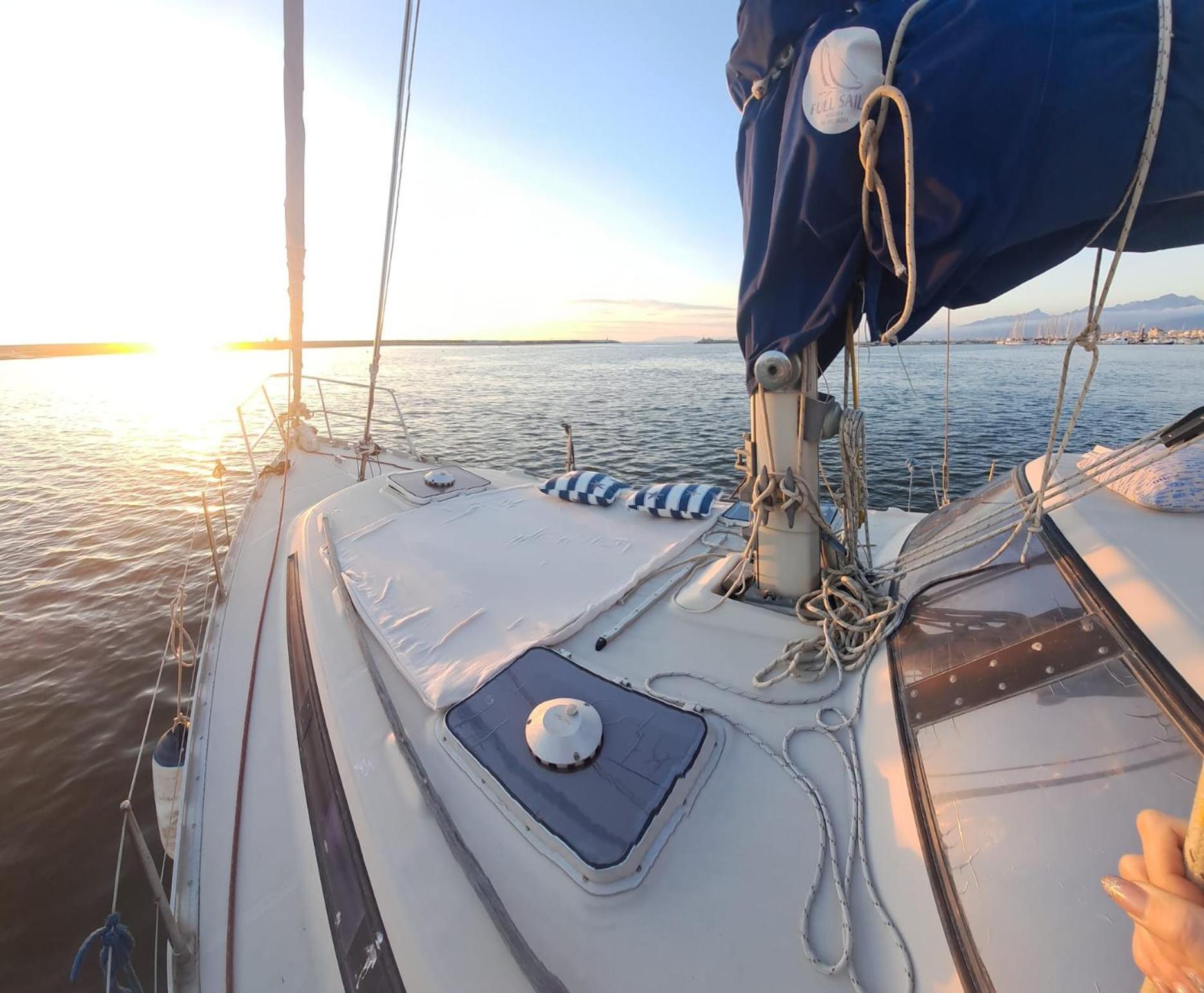 Bed & Boat Brezza Del Mare Hotel Виареджо Екстериор снимка