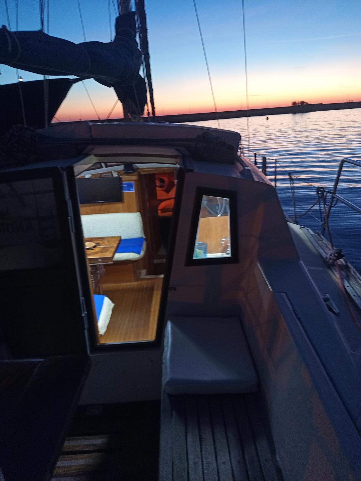 Bed & Boat Brezza Del Mare Hotel Виареджо Екстериор снимка